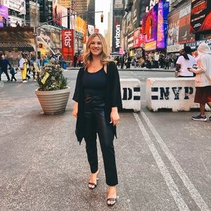 Meet your Posher, Melissa
